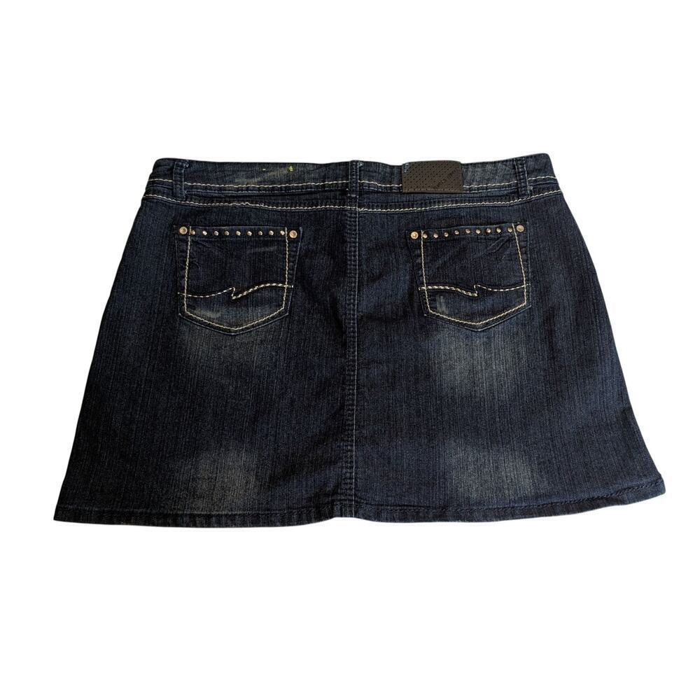 Almost Famous Distressed Stretch Denim Mini Skirt Pockets Plus Size 22 - Picture 2 of 10